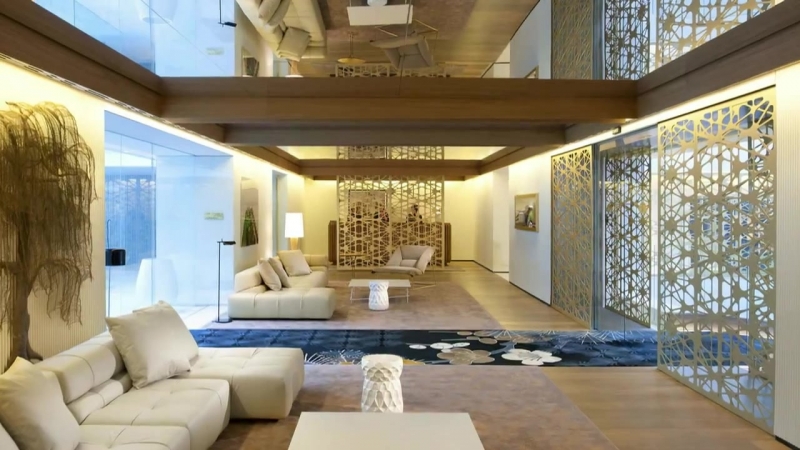 Зеркальный потолок